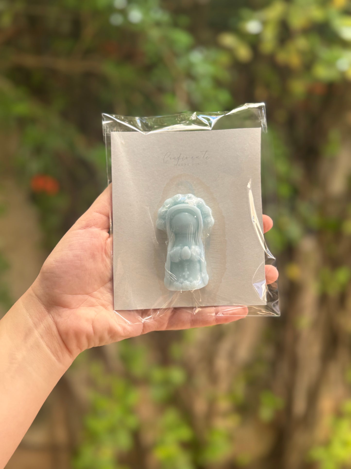 Tarjeta con jabón de virgen